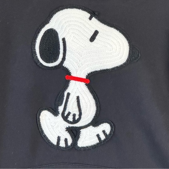 Snoopy Embroidered Licensed Women's Hoodie Black Size M Peanuts Fleece Lined - Picture 3 of 6